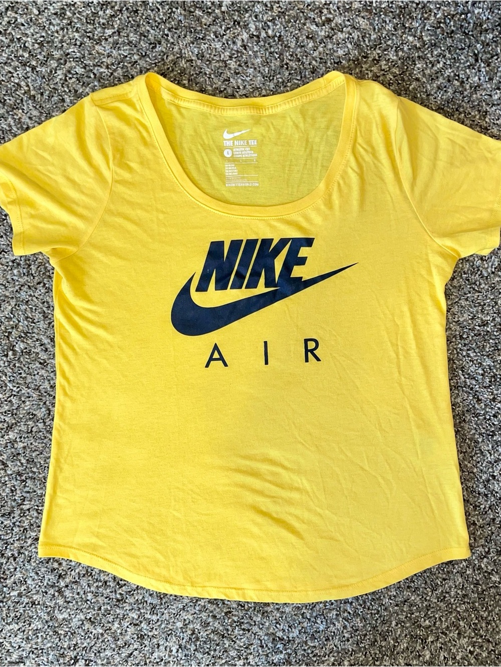 Nike Yellow Short Sleeve Tee with Black Logo Size Womens Large